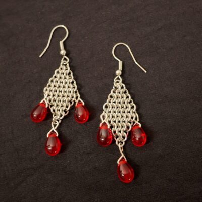 Crimson variation of fantasy chainmail earrings with dark, expressive details