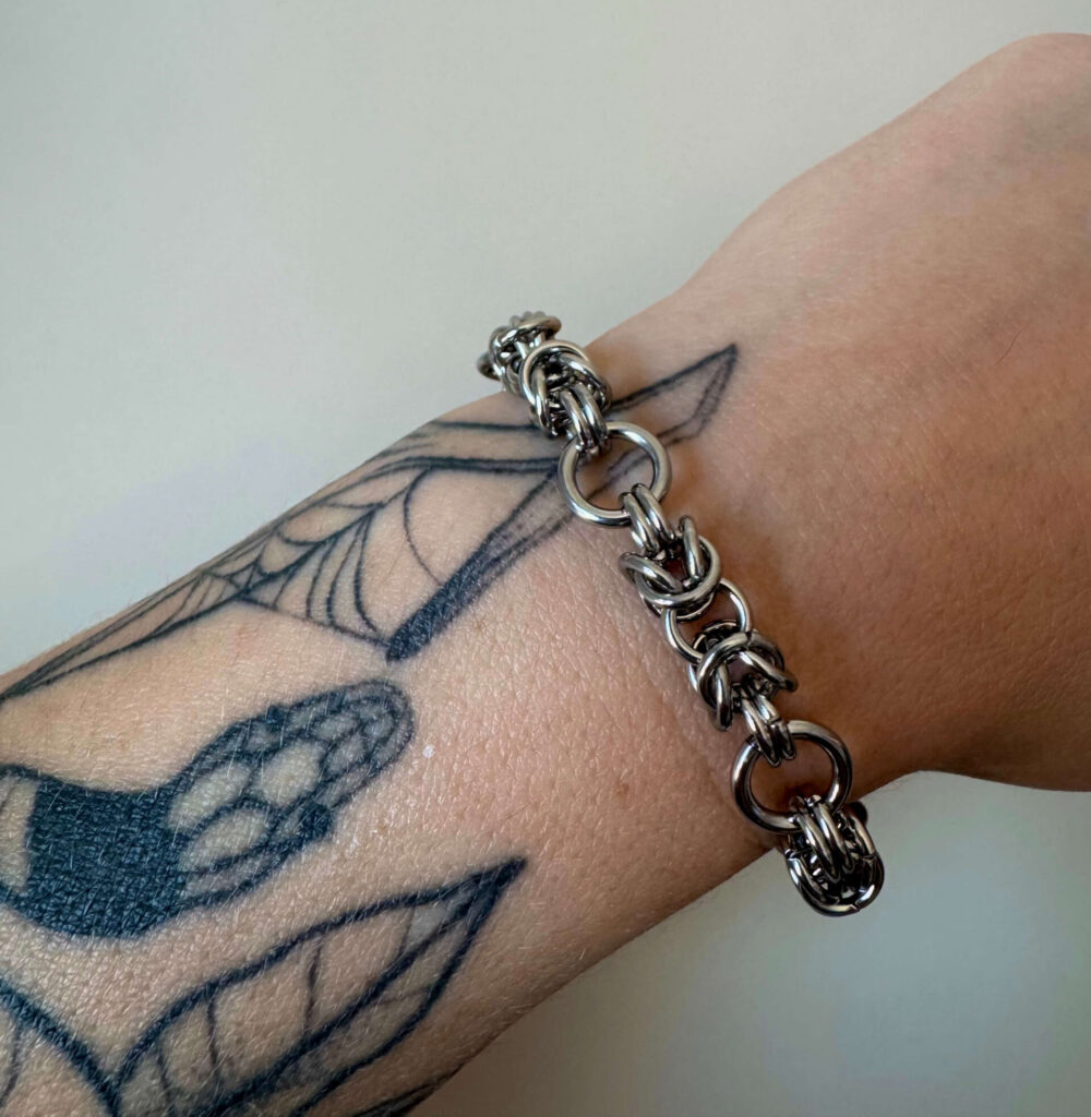 sloane chainail bracelet stainless steel refined deisgn