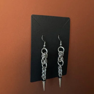 vampira chainmail earrings - stainless steel