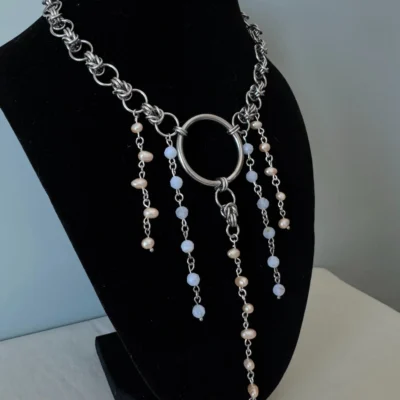 halo-pearl-chainmail-necklace-blue-lace-agate